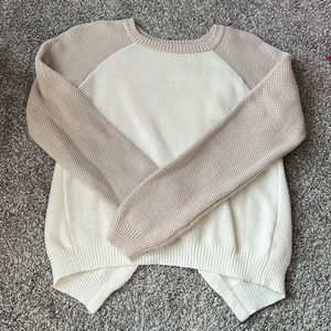 Roolee sweater